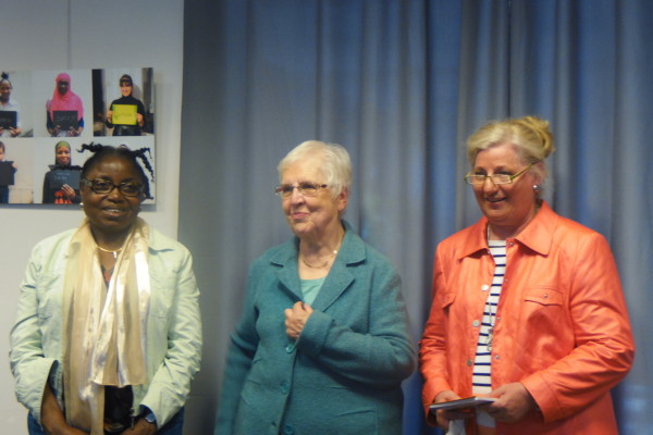 3 lauréates concours écriture regards de femmes en transit